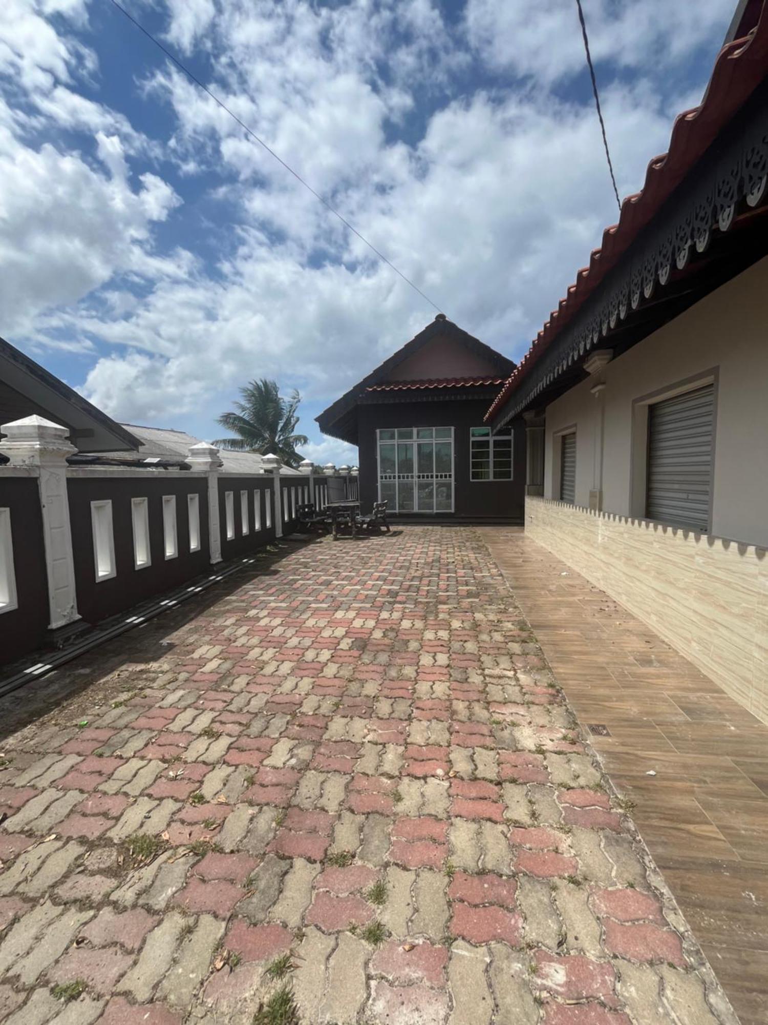 Razak Guest House Setiu Extérieur photo